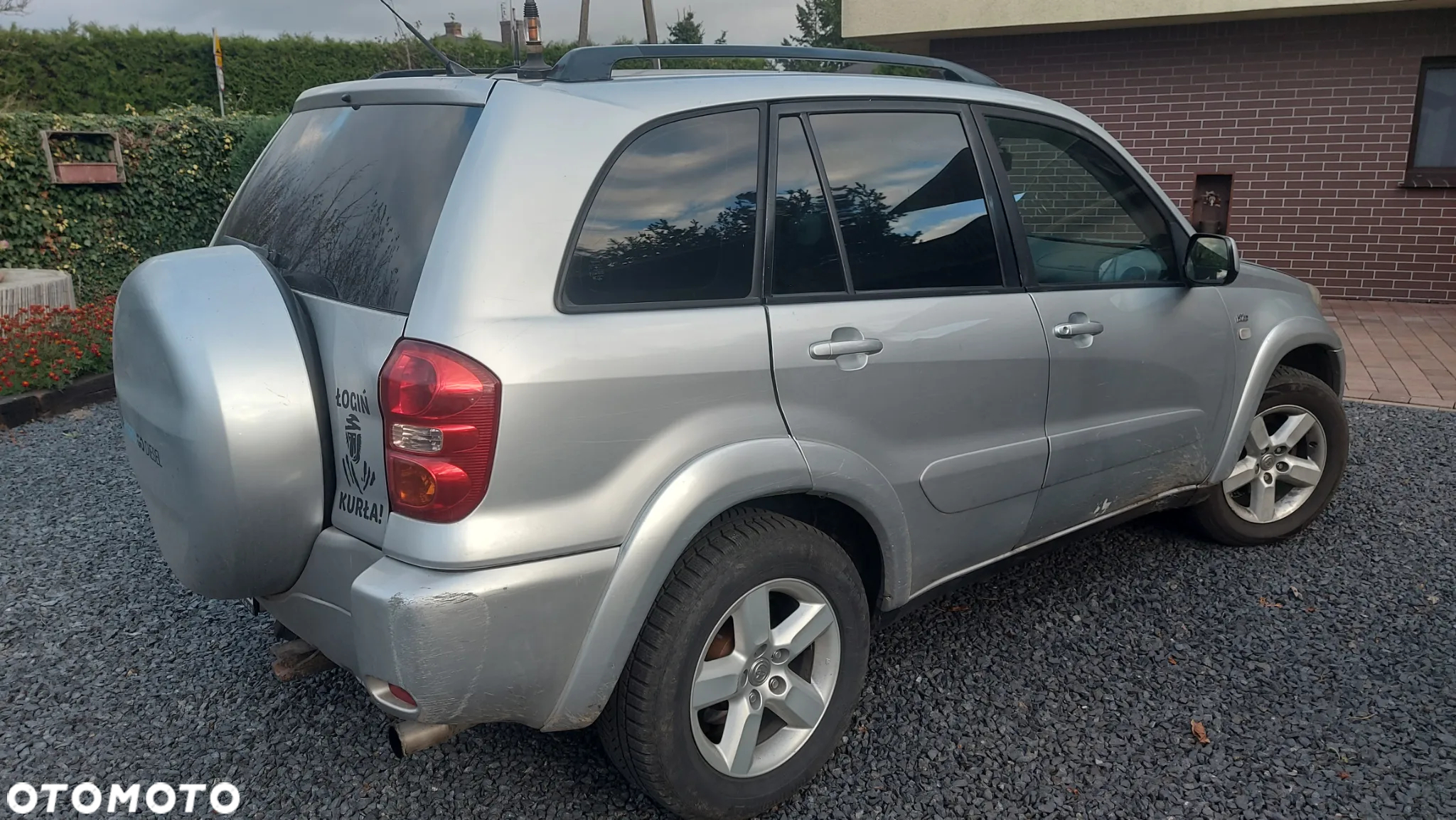 Toyota RAV4 2.0 D-4D 4x4 - 4