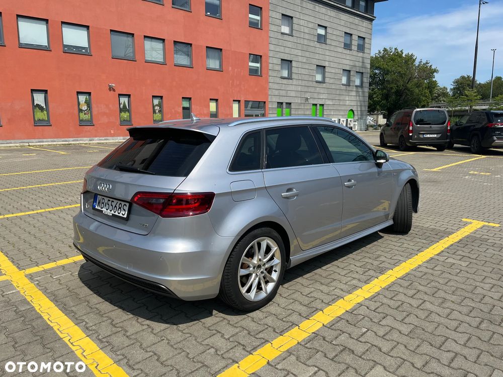Audi A3 Sportback 1.4 TFSI Ambition - 4