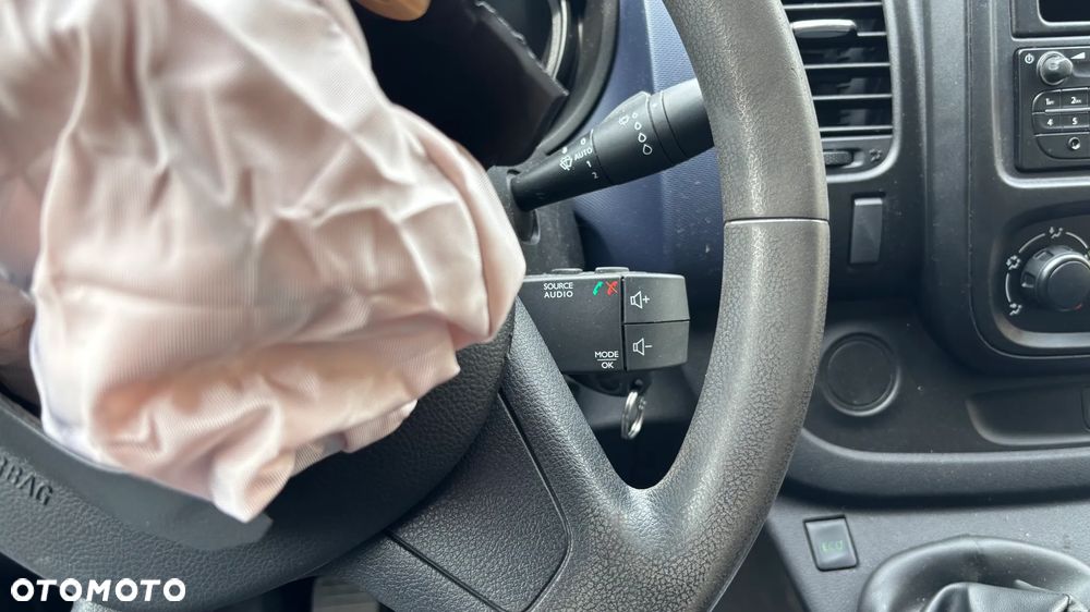 Opel VIVARO - 20