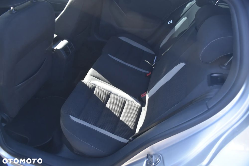 Volkswagen Golf 1.6 TDI Trendline - 9
