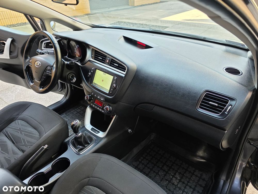 Kia Ceed 1.4 L Business Line - 12