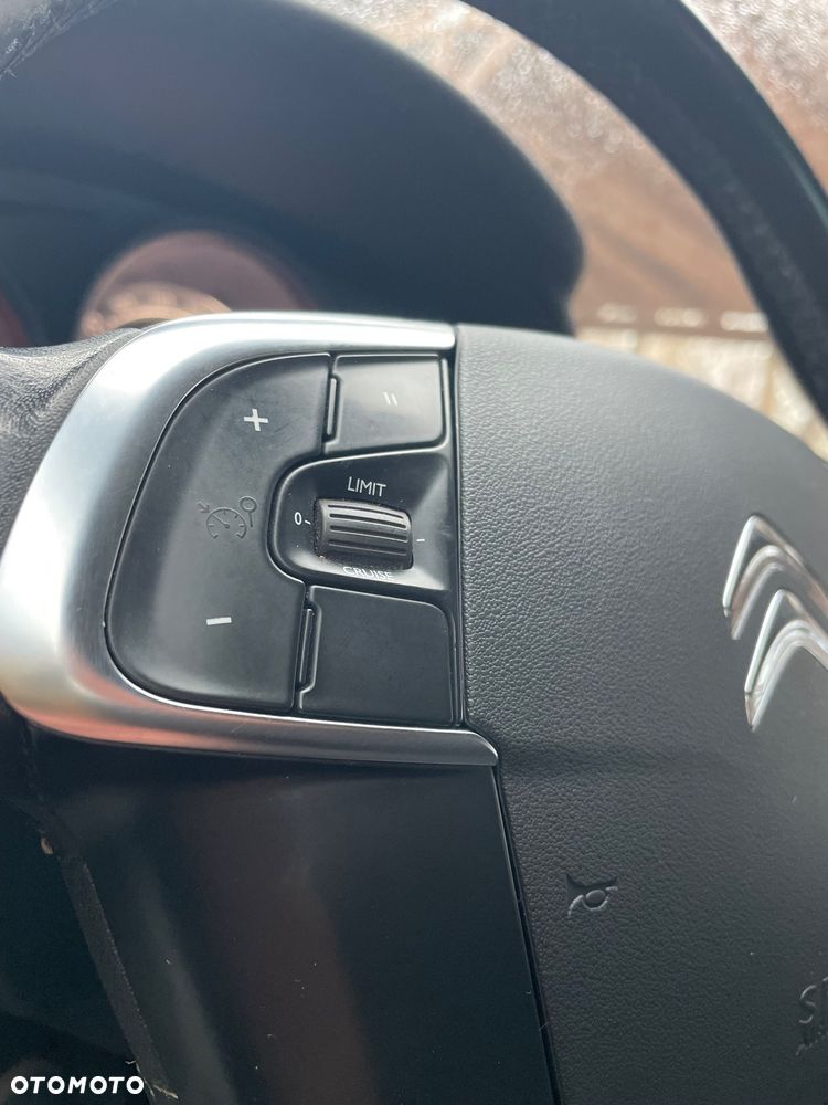 Citroën C4 HDi 110 Exclusive - 26