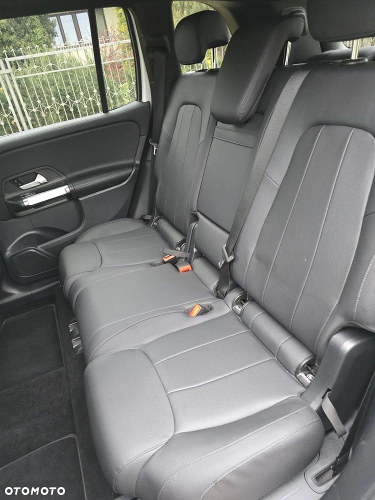 Mercedes-Benz GLB 250 Progressive 8G-DCT - 14