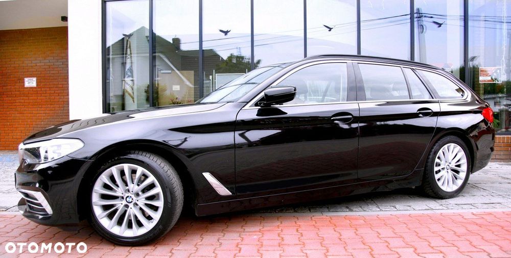 BMW Seria 5 520d xDrive Luxury Line - 32