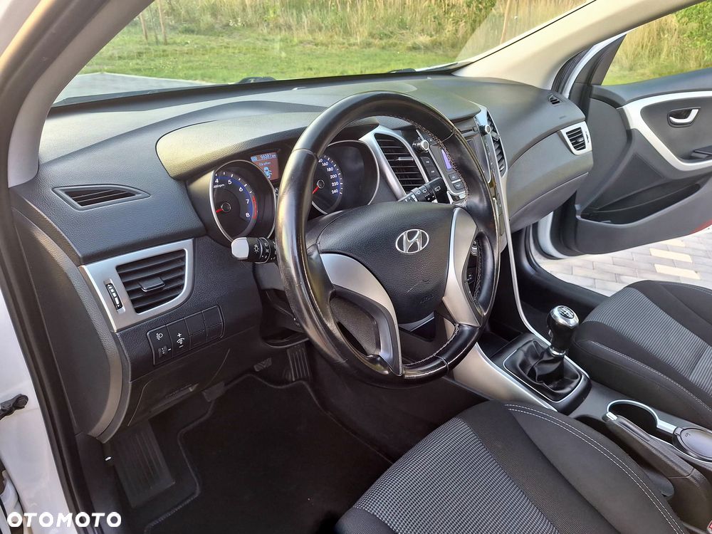 Hyundai i30 1.4 Trend - 18