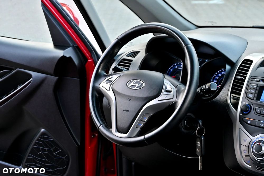 Hyundai ix20 1.4 blue Comfort - 21