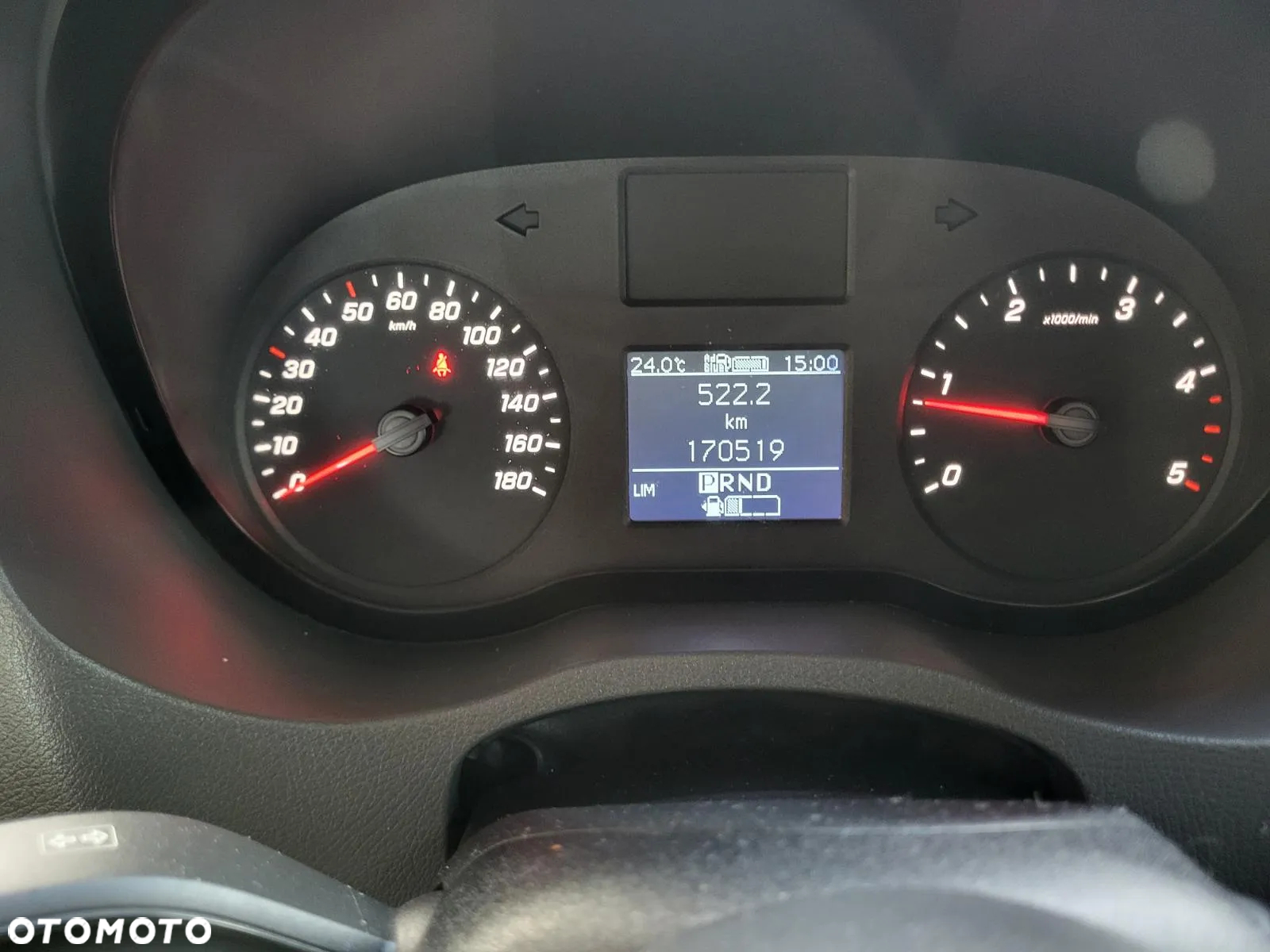 Mercedes-Benz Sprinter - 12