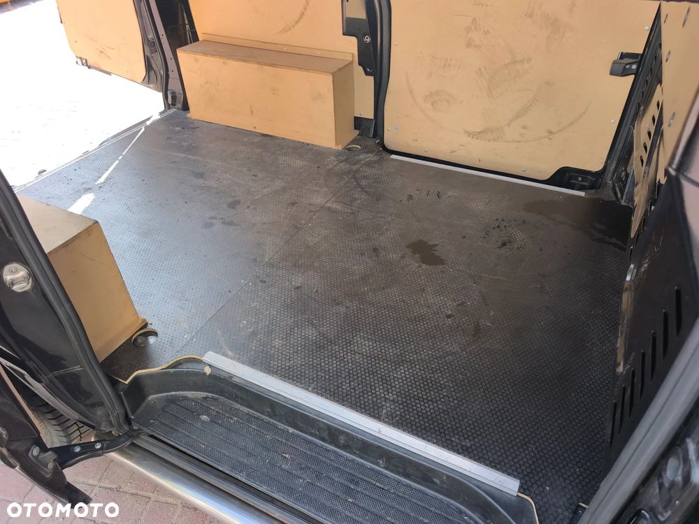 Zabudowa paki podłoga Mercedes Vito w639 krótki 2003-2014 - 4