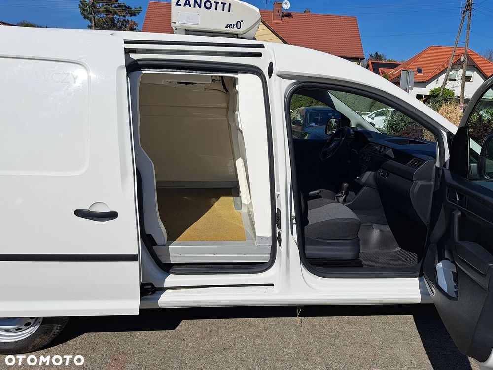 Volkswagen Caddy Max - 5