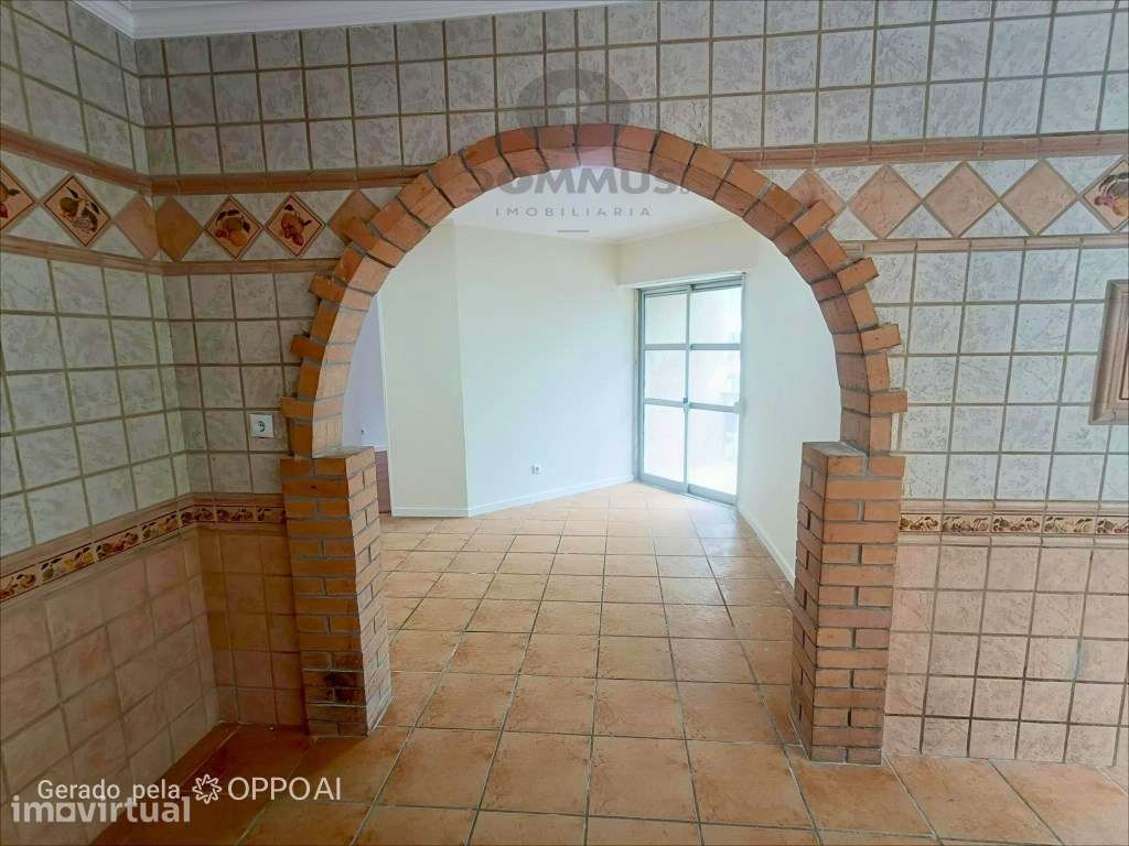 Apartamento T3 com Arrecadação na Tapada das Mercês - Grande imagem: 3/28