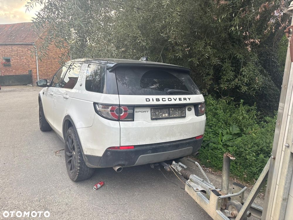 Land Rover Discovery Sport 2.0 eD4 HSE - 3