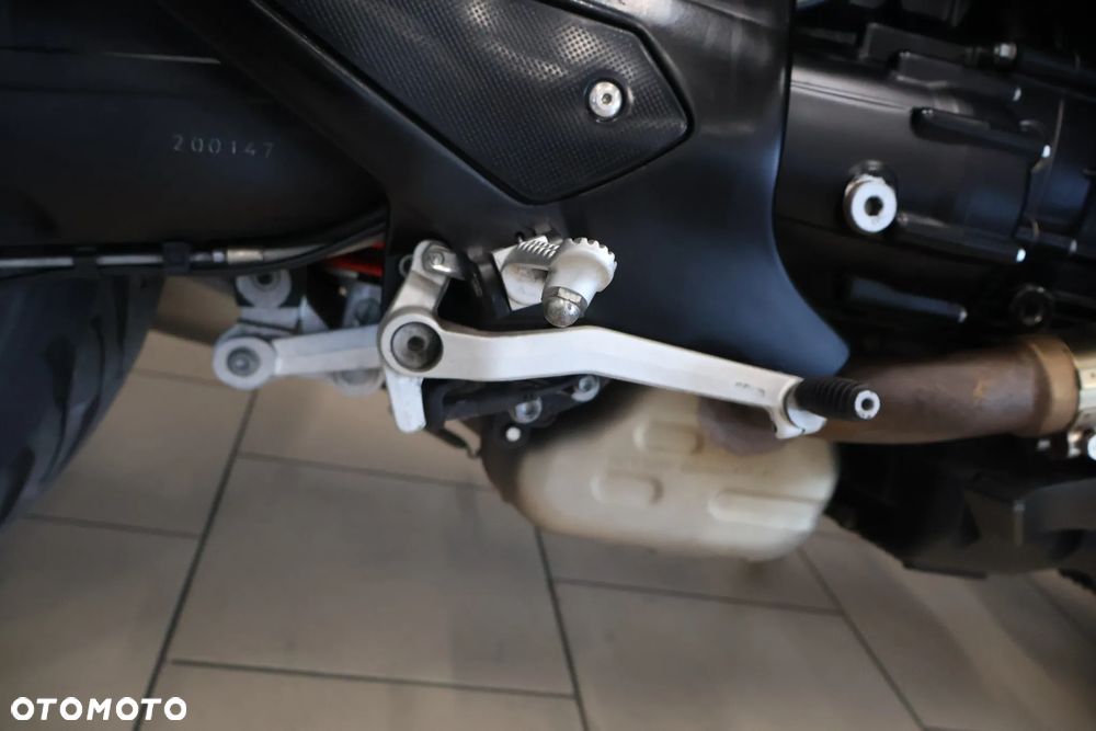 Moto Guzzi 1200 - 14