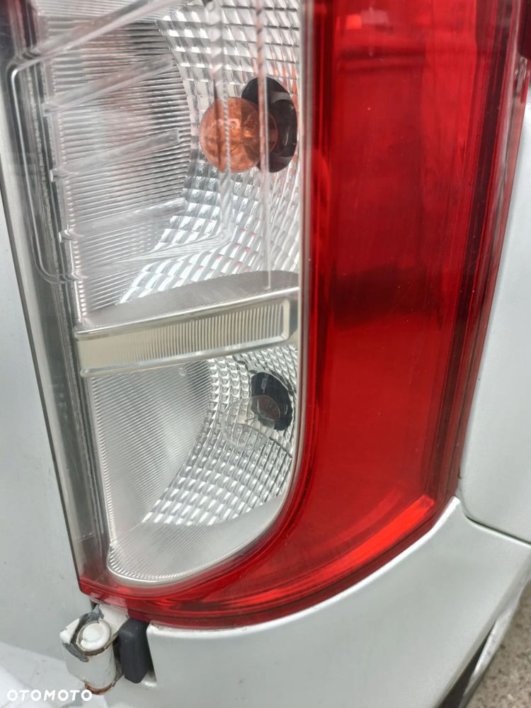 DACIA DOKKER 12-17 2013 r. lampa prawy tył prawa tylna PT EU * - 4