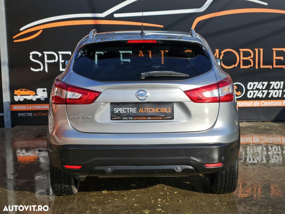 Nissan Qashqai 1.6 DCI Xtronic TEKNA - 6