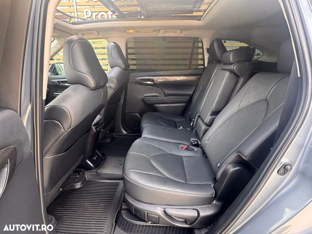 Toyota Highlander 2.5 L Dynamic Force 248CP Luxury Metallic - 11