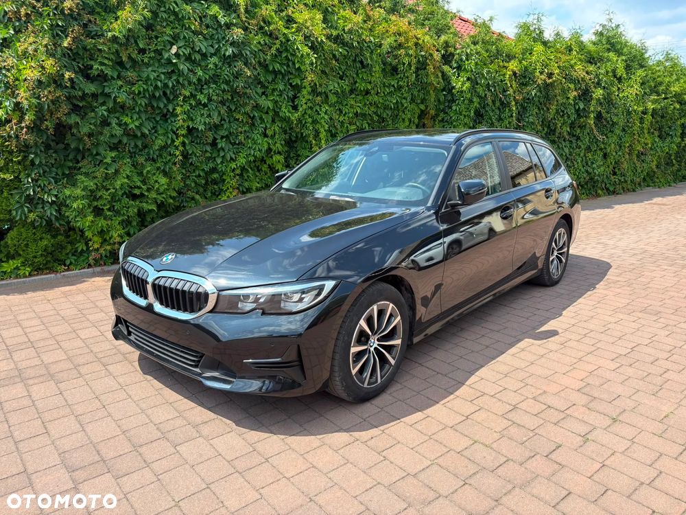 BMW Seria 3 318d MHEV Business Edition - 11