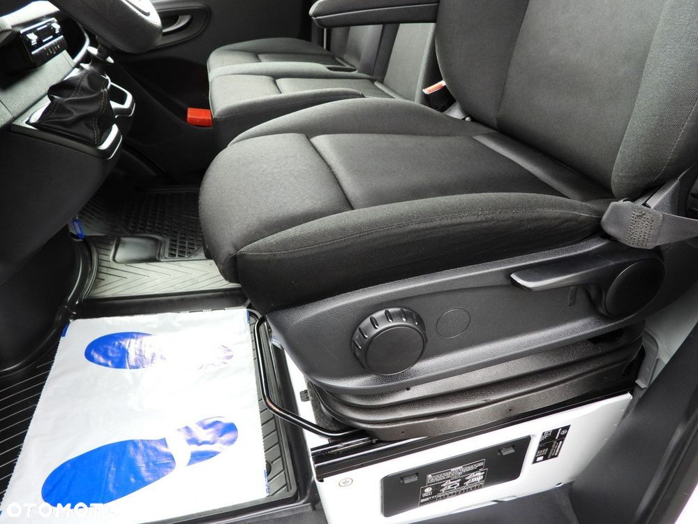 Mercedes-Benz SPRINTER 515 KONTENER WINDA 8 PALET TEMPOMAT BLIŹNIACZE KOŁA KLIMATYZACJA  150KM - 26