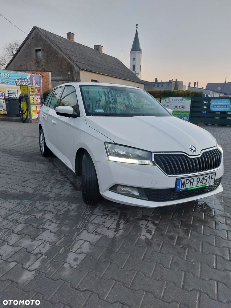 Skoda Fabia 1.0 TSI Active - 4