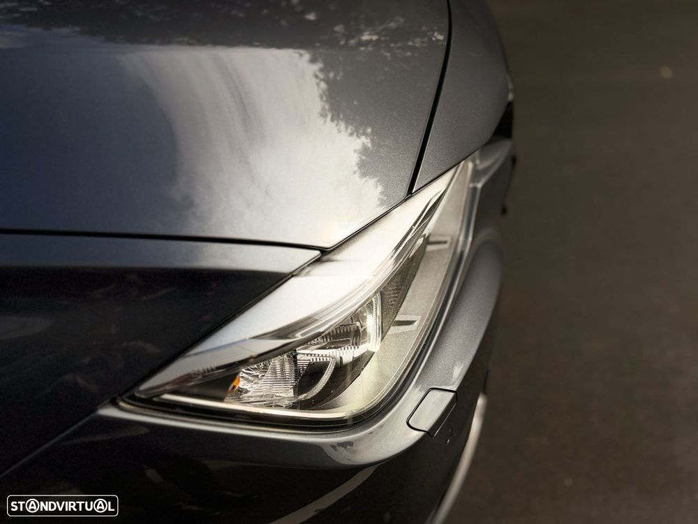 BMW 320 d Touring Auto Pack M - 16