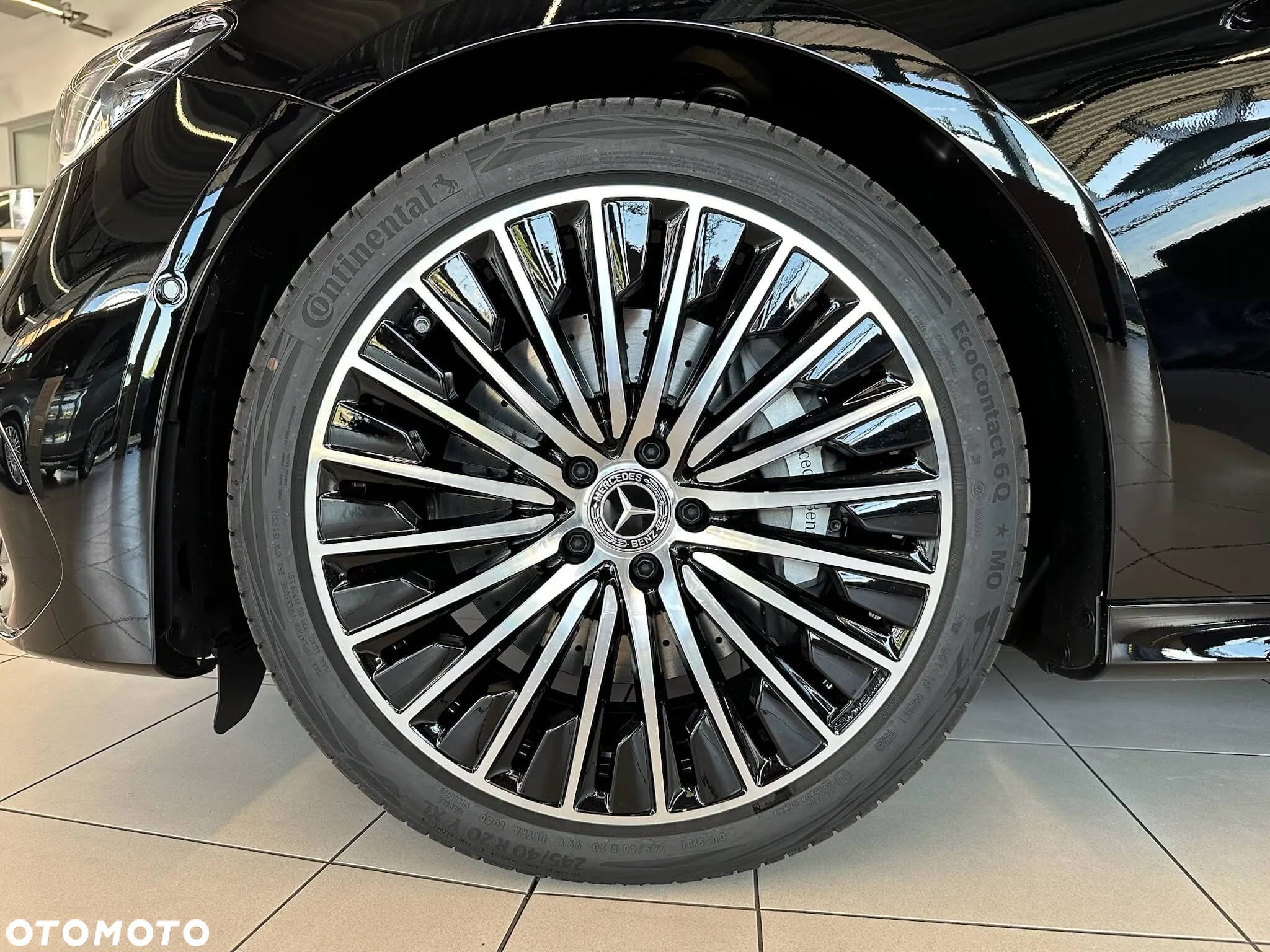 Mercedes-Benz Klasa E 200 AMG - 13