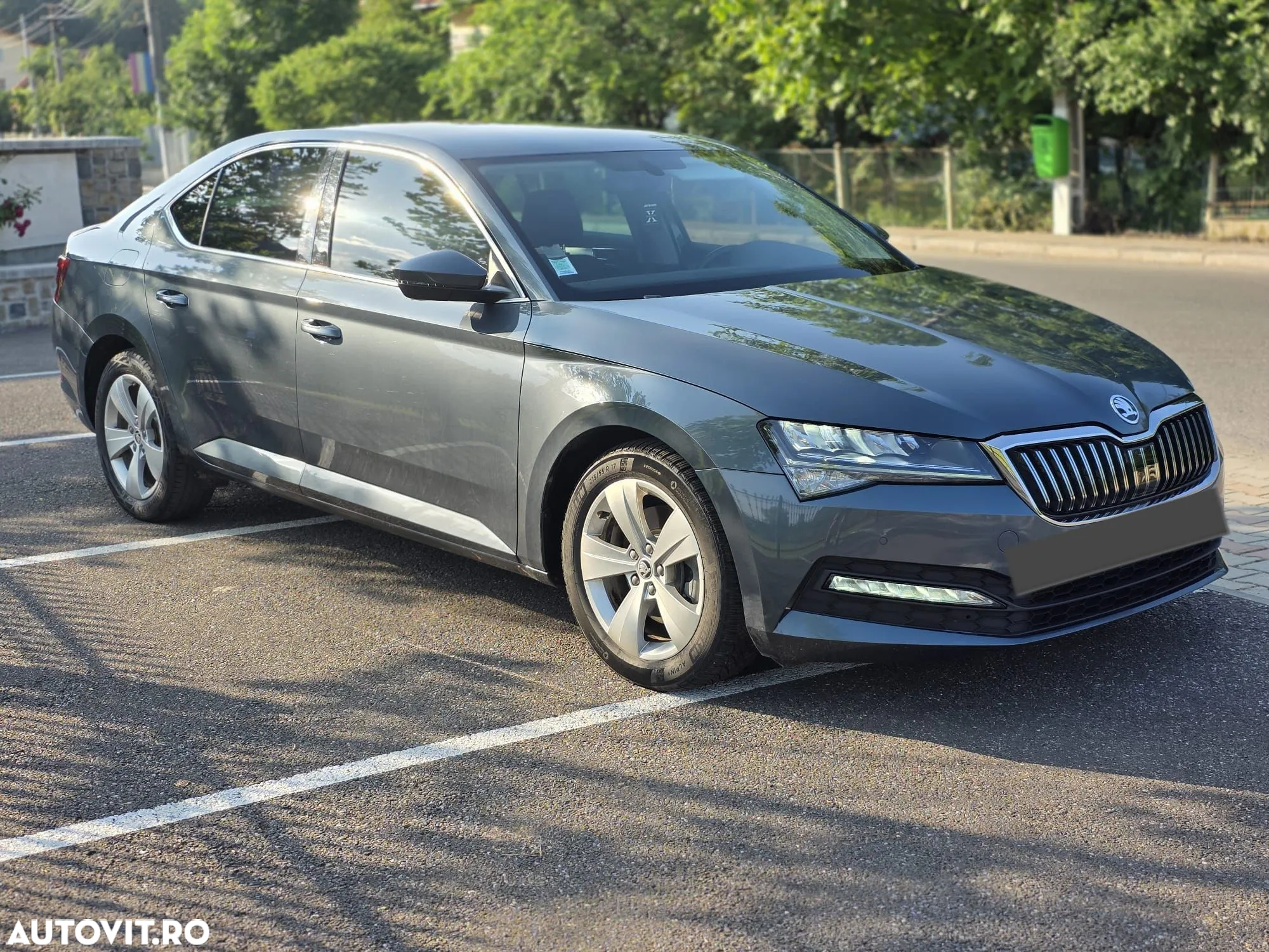 Skoda Superb 1.6 TDI DSG Ambition - 3