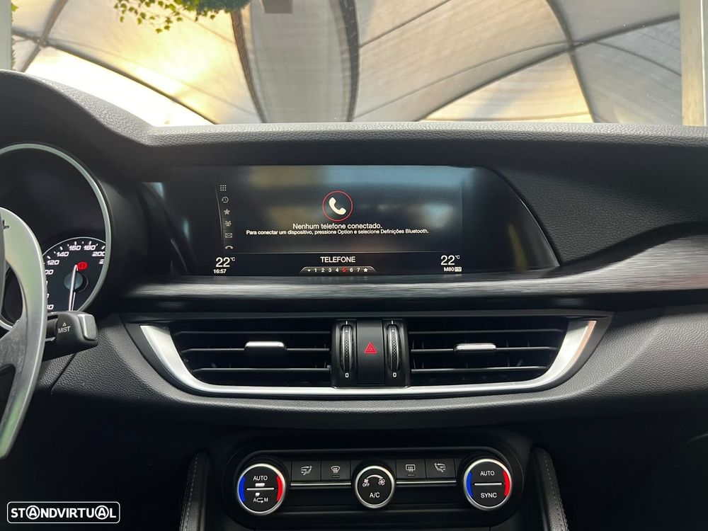 Alfa Romeo Stelvio 2.2 D TI AT8 - 51