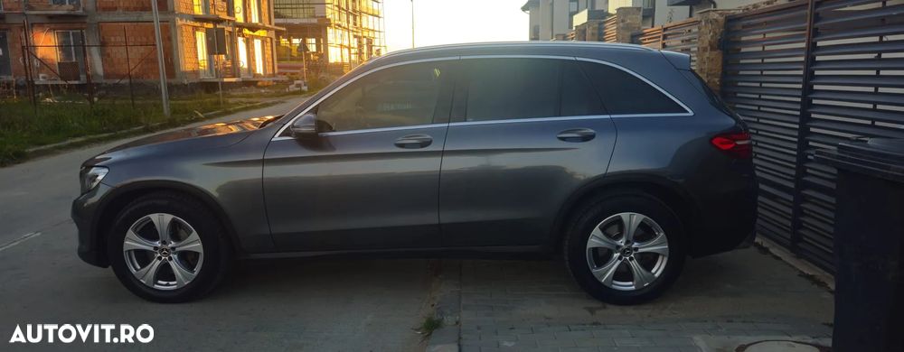 Mercedes-Benz GLC 220 d 4Matic 9G-TRONIC - 11