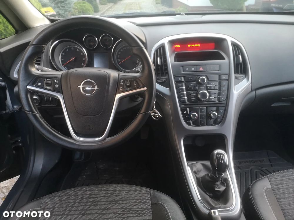 Opel Astra IV 1.4 Active - 9