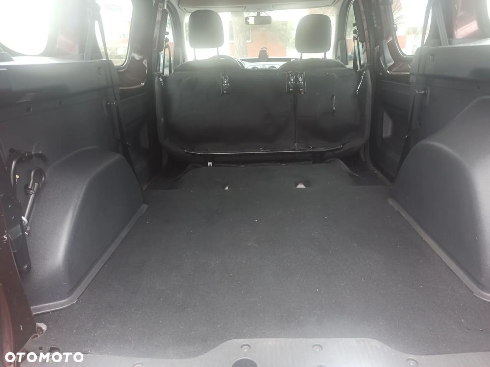 Dacia Dokker - 17