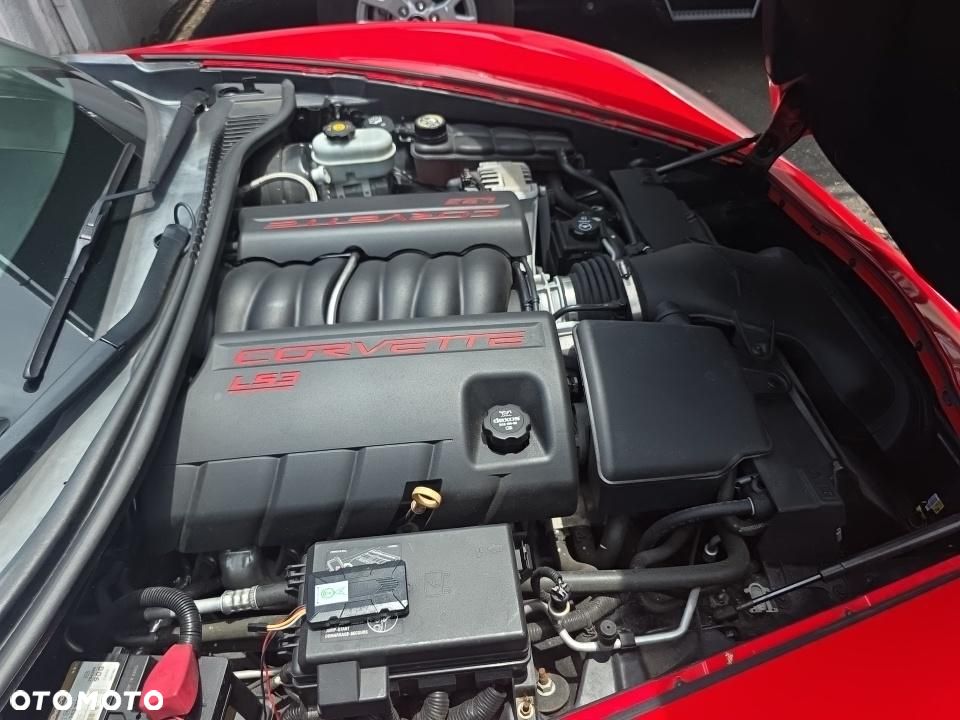 Chevrolet Corvette - 11