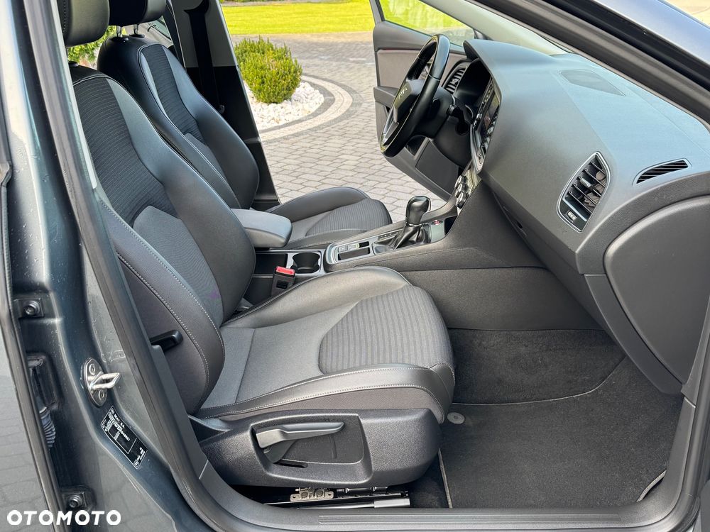 Seat Leon 2.0 TDI Start&Stop DSG XCELLENCE - 32