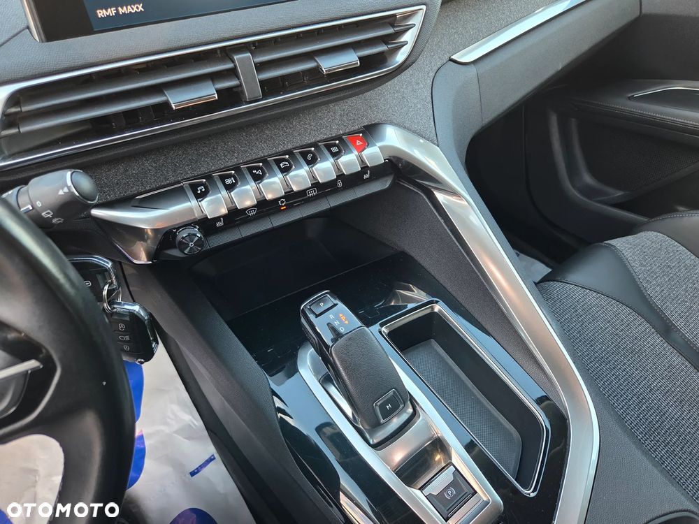 Peugeot 3008 BlueHDi 130 Stop & Start EAT8 Allure Business-Paket - 23