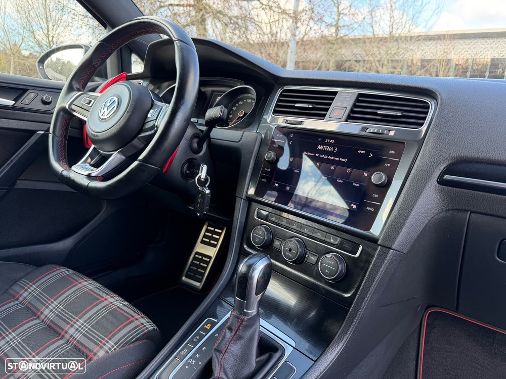 VW Golf GTI BlueMotion DSG - 31