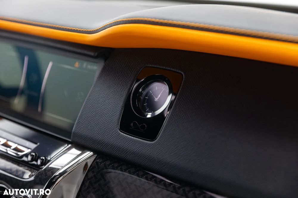 Rolls-Royce Cullinan - 24