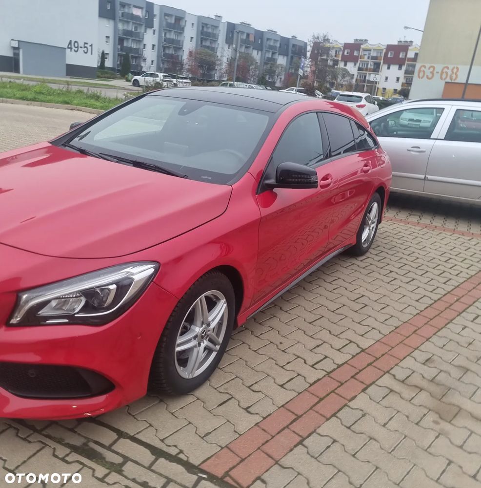 Mercedes-Benz CLA 180 AMG Line - 5