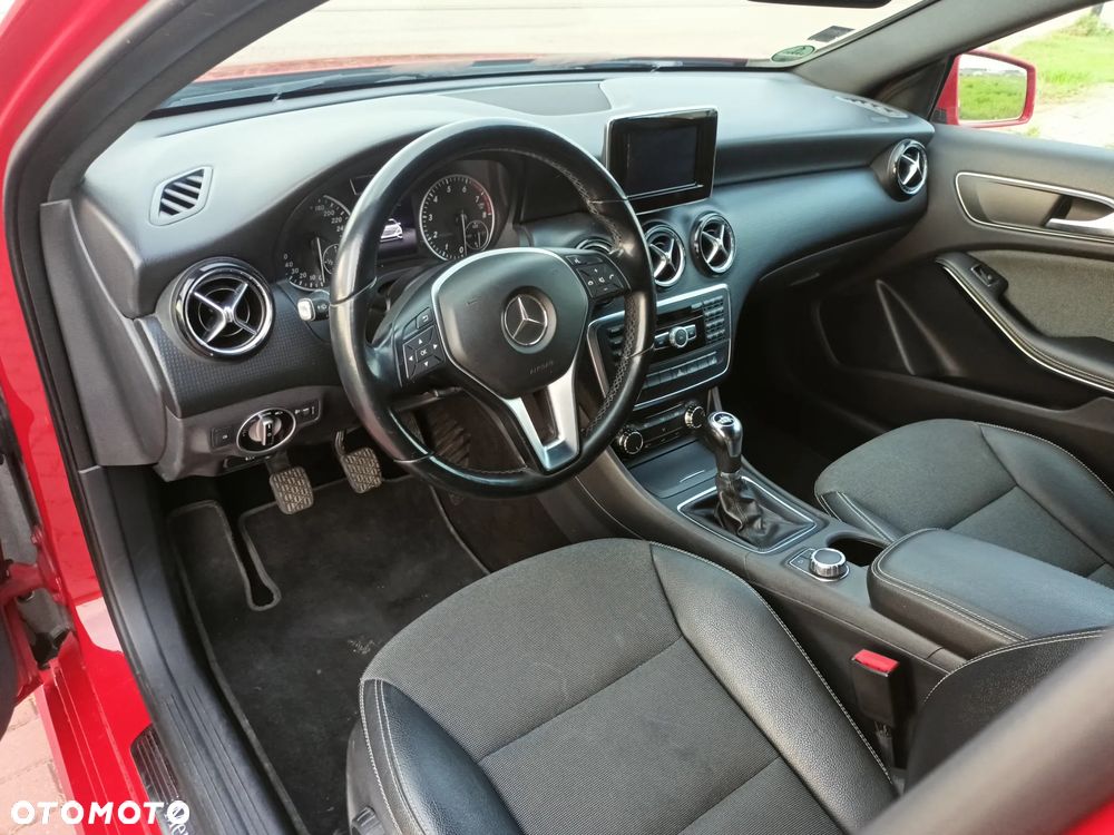 Mercedes-Benz Klasa A 200 (BlueEFFICIENCY) - 8