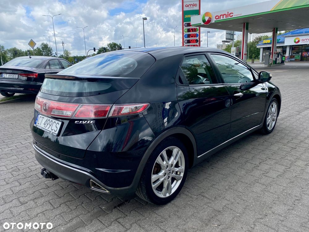 Honda Civic 1.8 Comfort - 9