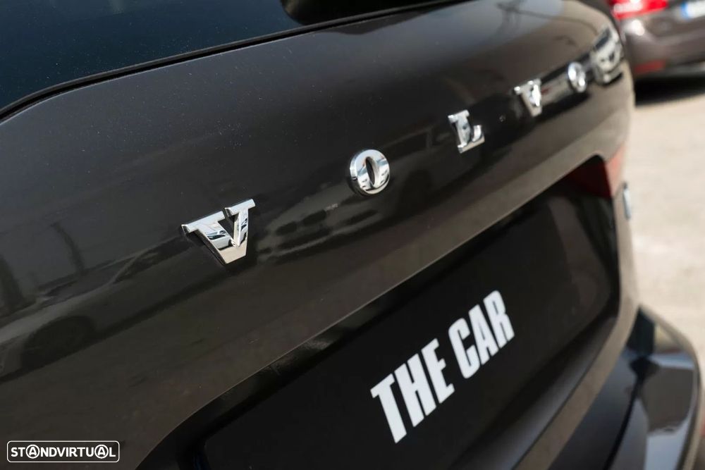 Volvo XC 60 2.0 B5 R-Design - 9