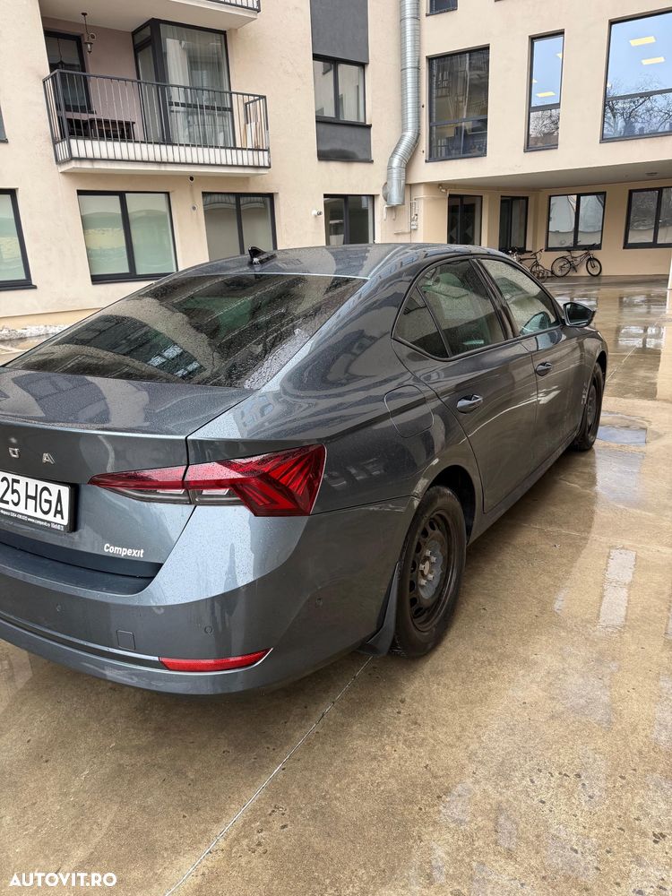 Skoda Octavia 2.0 TDI DSG Style - 6