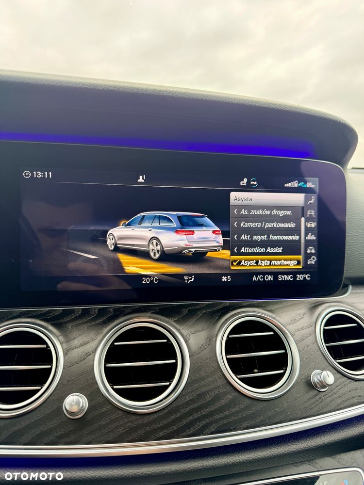 Mercedes-Benz Klasa E 220 d 9G-TRONIC Avantgarde - 24