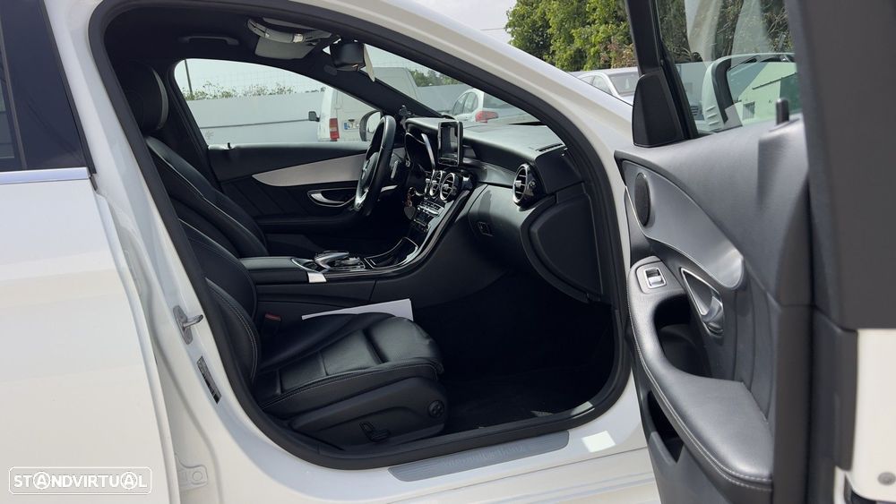 Mercedes-Benz C 300 h AMG Line - 10