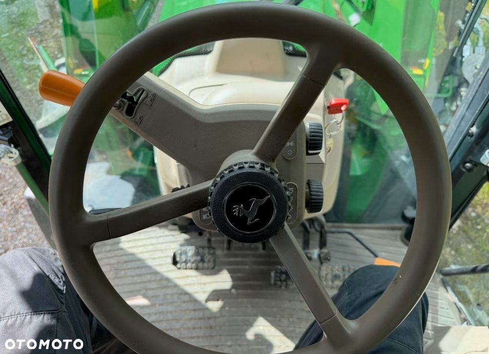 John Deere 5100 R Napęd 4x4 - 16