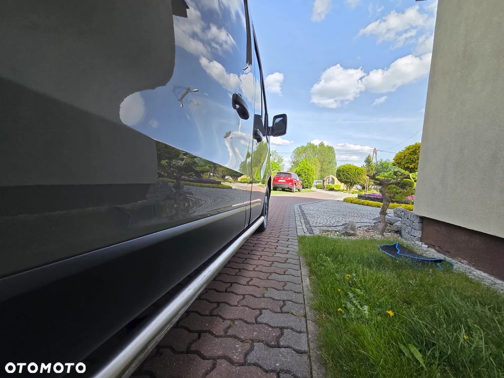 Opel Vivaro - 31