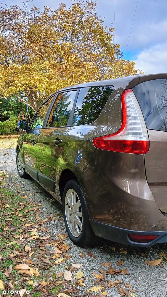 Renault Grand Scenic Gr 1.9 dCi Privilege - 4