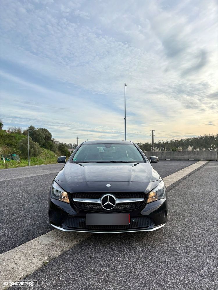 Mercedes-Benz CLA 180 d BlueEFFICIENCY Edition - 3