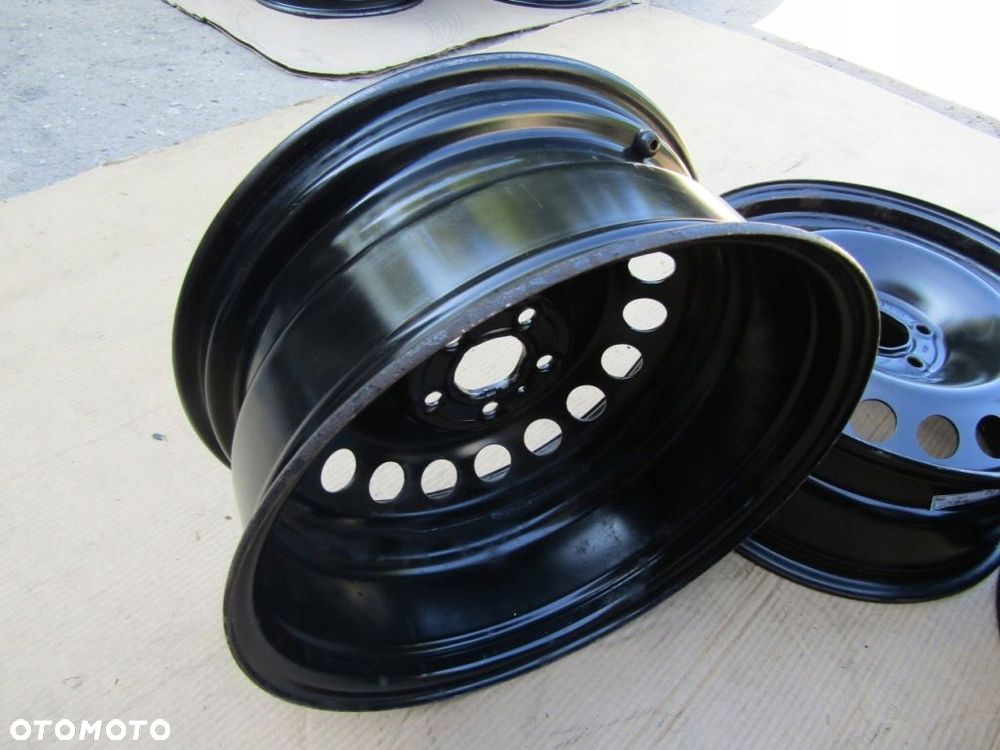 Felgi 17 Ford C-MAX KUGA I II Mondeo III IV Focus II III 7,5j 5x108 ET52,5 - 13