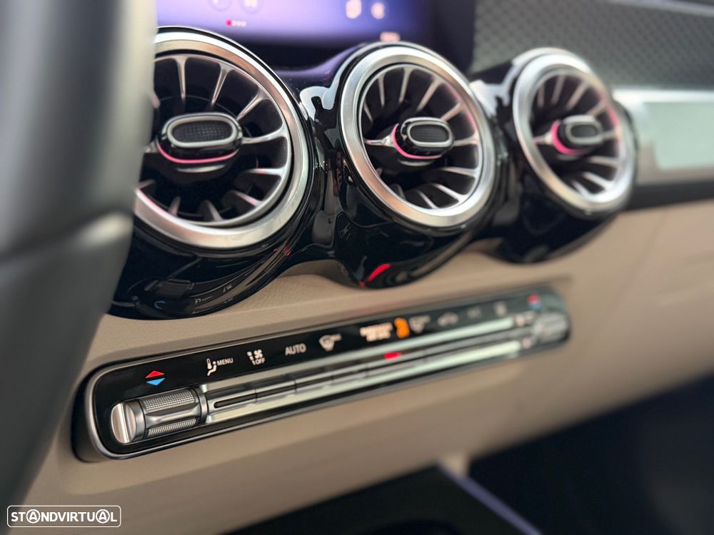 Mercedes-Benz EQB 250 Electric Art - 25