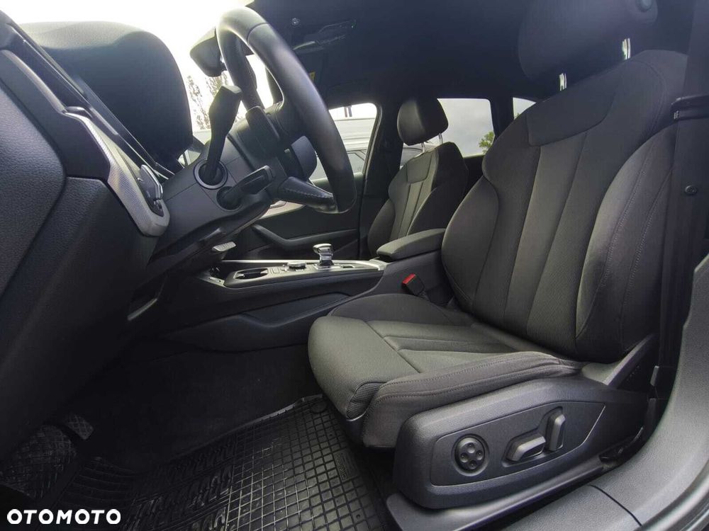 Audi A4 Avant 35 TFSI Sport S tronic - 8