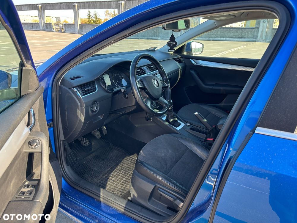 Skoda Octavia 1.6 TDI DPF Elegance - 10