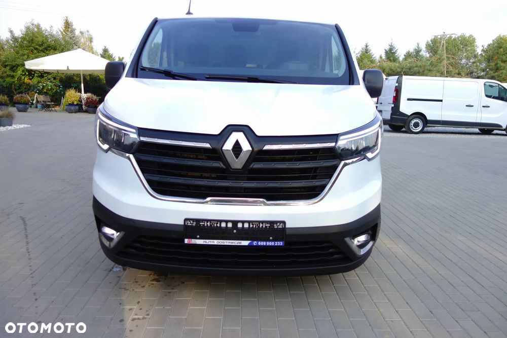 Renault Trafic Long Nowy Model 2.0 Dci 130 KM Klima Kamera Alu - 17